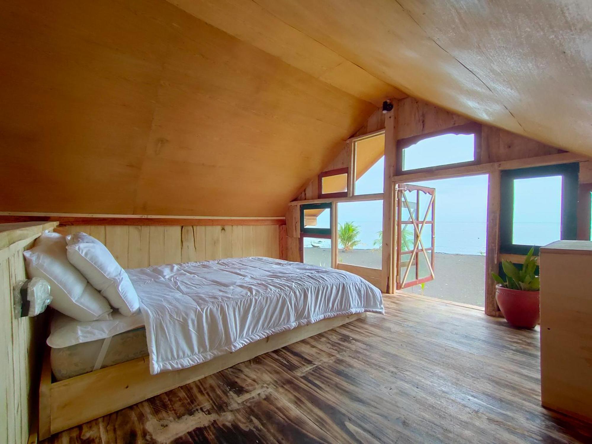 Yogi Beach Cabin Amed Chambre photo